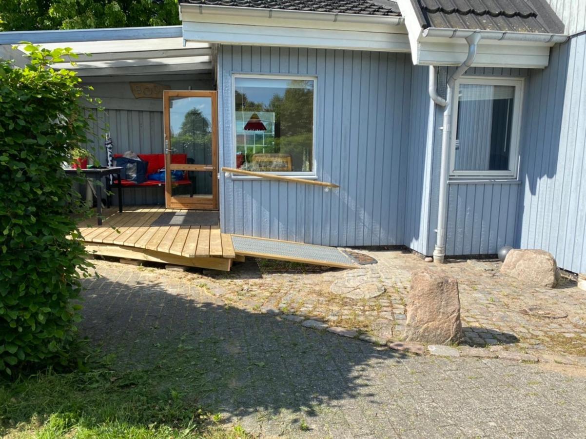 Charmerende ældre sommerhus tæt på strand og city Villa Risskov Eksteriør billede